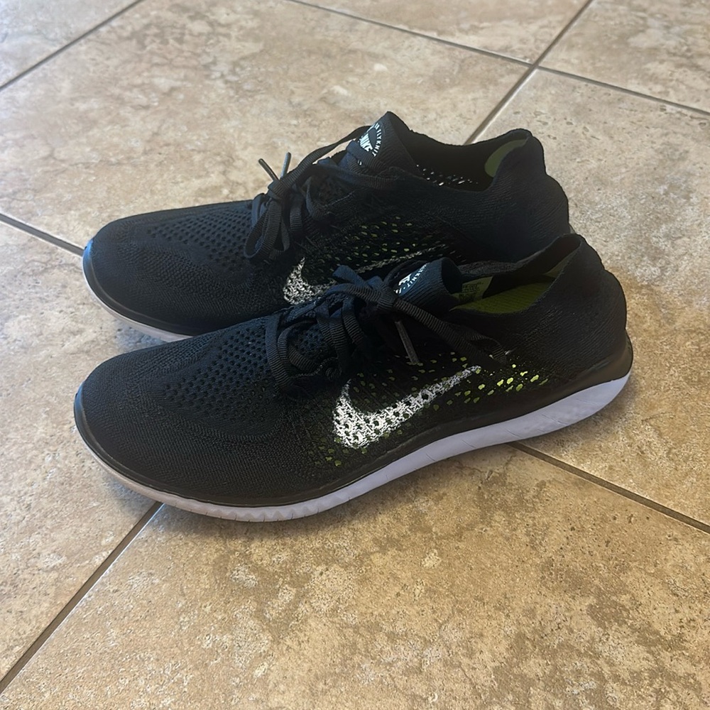 Nike Free RN Flyknit Women’s Running Shoe - Size 7 1/2